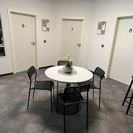 Zimmervermietung 게스트하우스 Allstedt