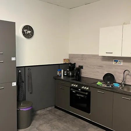 Zimmervermietung 게스트하우스 Allstedt