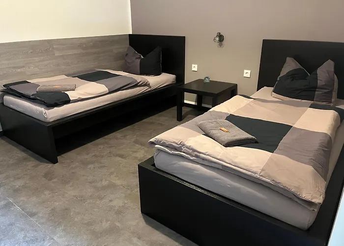 Zimmervermietung ゲストハウス *